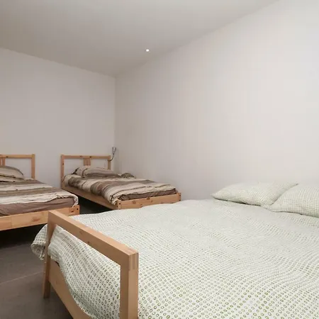 Atlanticvilla Bed & Breakfast *