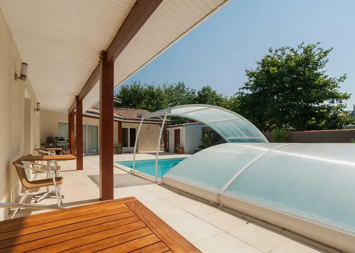 Bed and Breakfast Atlanticvilla Hourtin